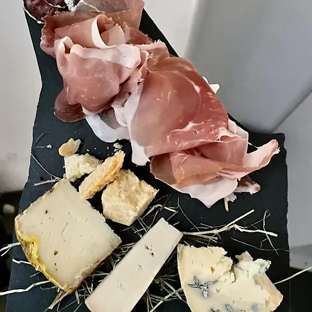 בית הארחה Aymon De Challant אאוסטה