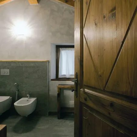 Aymon De Challant Guest house