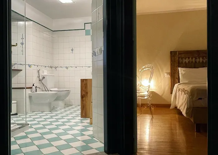 ゲストハウス Aymon De Challant 4*